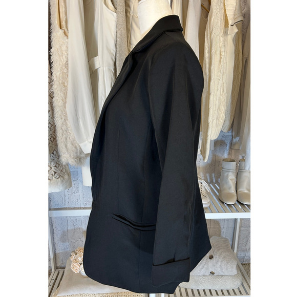 Zenana Women's Size M Black Open Front Classic Sleek Blazer Jacket #0321 - Picture 2 of 13